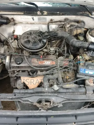 Toyota Corolla 1985 White