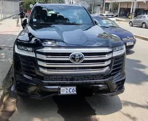 Toyota Land Cruiser 2023 Black