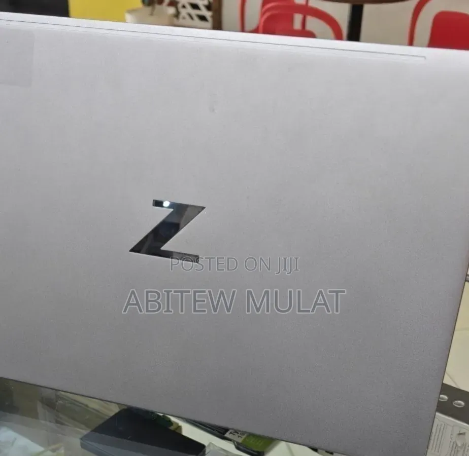 New Laptop HP ZBook 15 16GB Intel Core i7 SSD 512GB