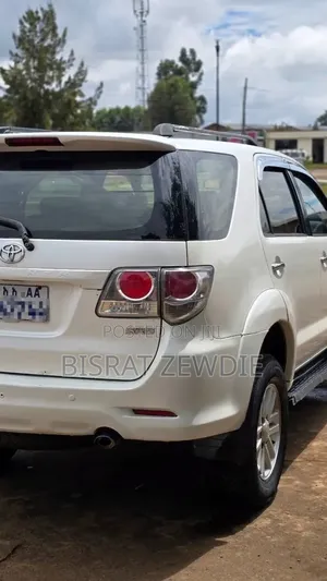 Toyota Fortuner 2012 White