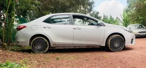 Toyota Corolla 2016 Silver