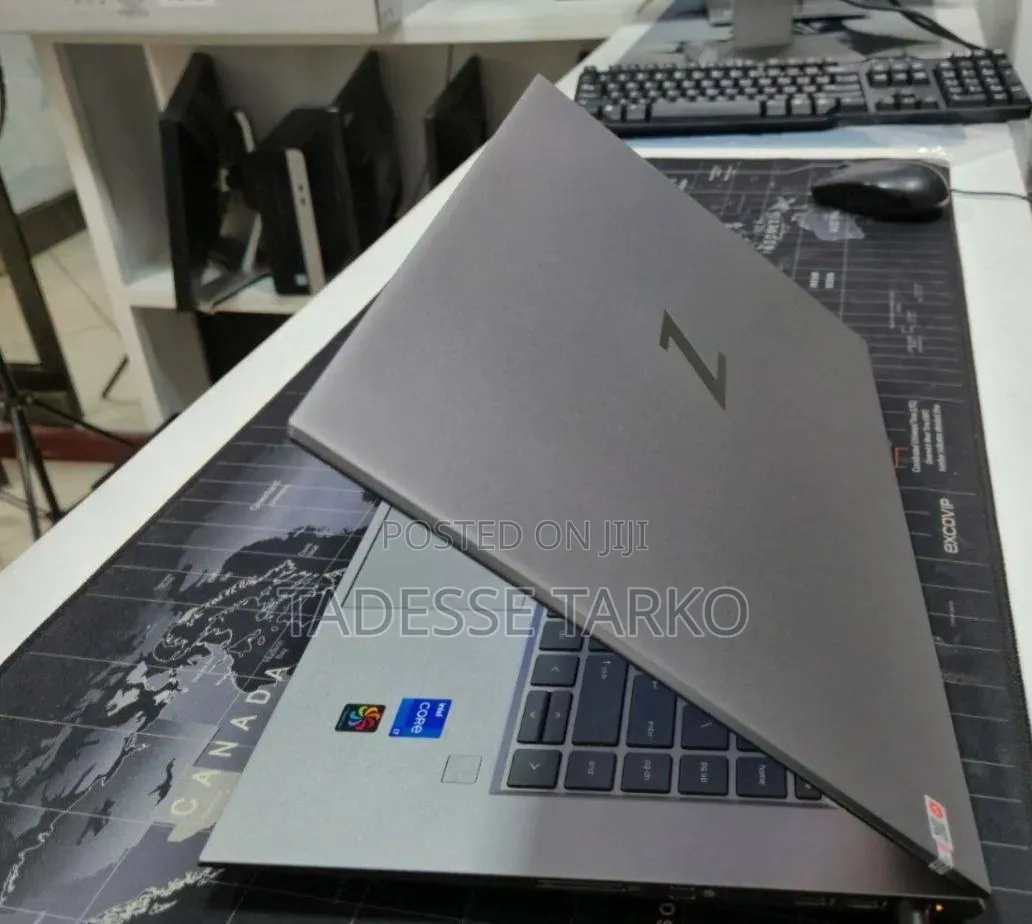New Laptop HP 32GB Intel Core 7 SSD 1T