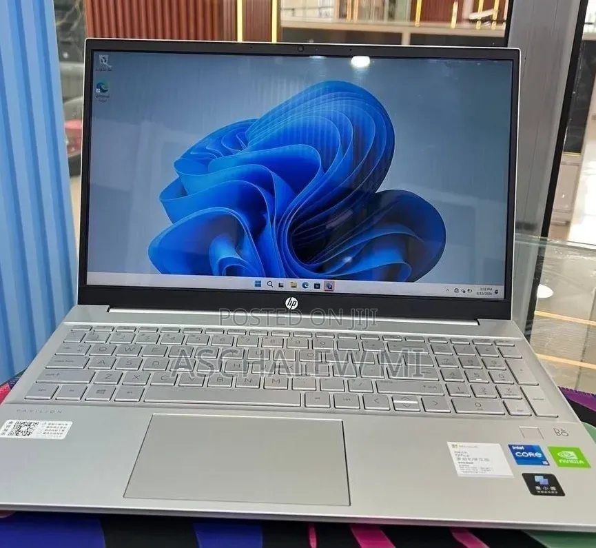 New Laptop HP Pavilion 15 16GB Intel Core i5 SSD 512GB