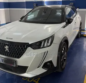 Peugeot 5008 2021 White