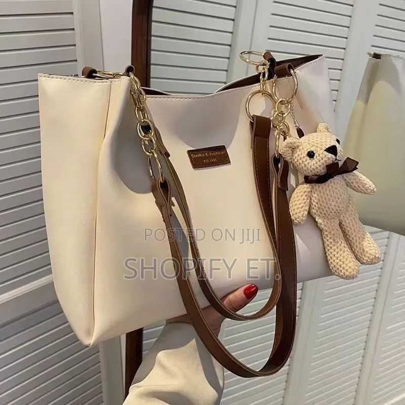 Women’s Leather Bag