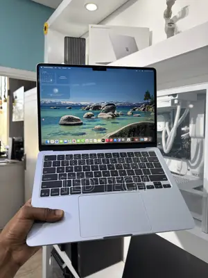 New Laptop Apple MacBook Air 2025 M4 16GB Apple M4 Max SSD 512GB