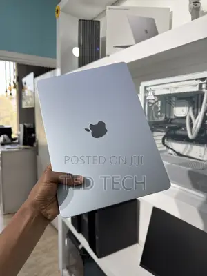 New Laptop Apple MacBook Air 2025 M4 16GB Apple M4 Max SSD 512GB