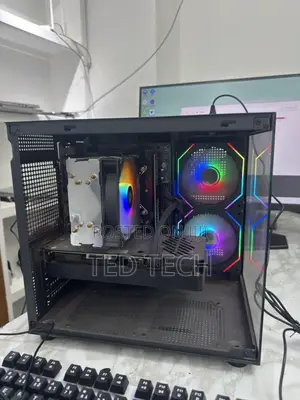 Desktop Computer Dell Aurora R11 16GB Intel Core i7 SSD 512GB