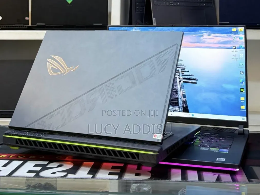 New Laptop Asus ROG Strix G16 16GB Intel Core i9 SSD 1T