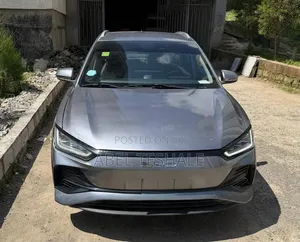 BYD E2 43 kWh 94 hp FWD 2025 Gray