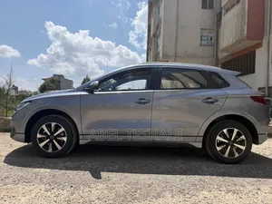 BYD E2 43 kWh 94 hp FWD 2025 Gray