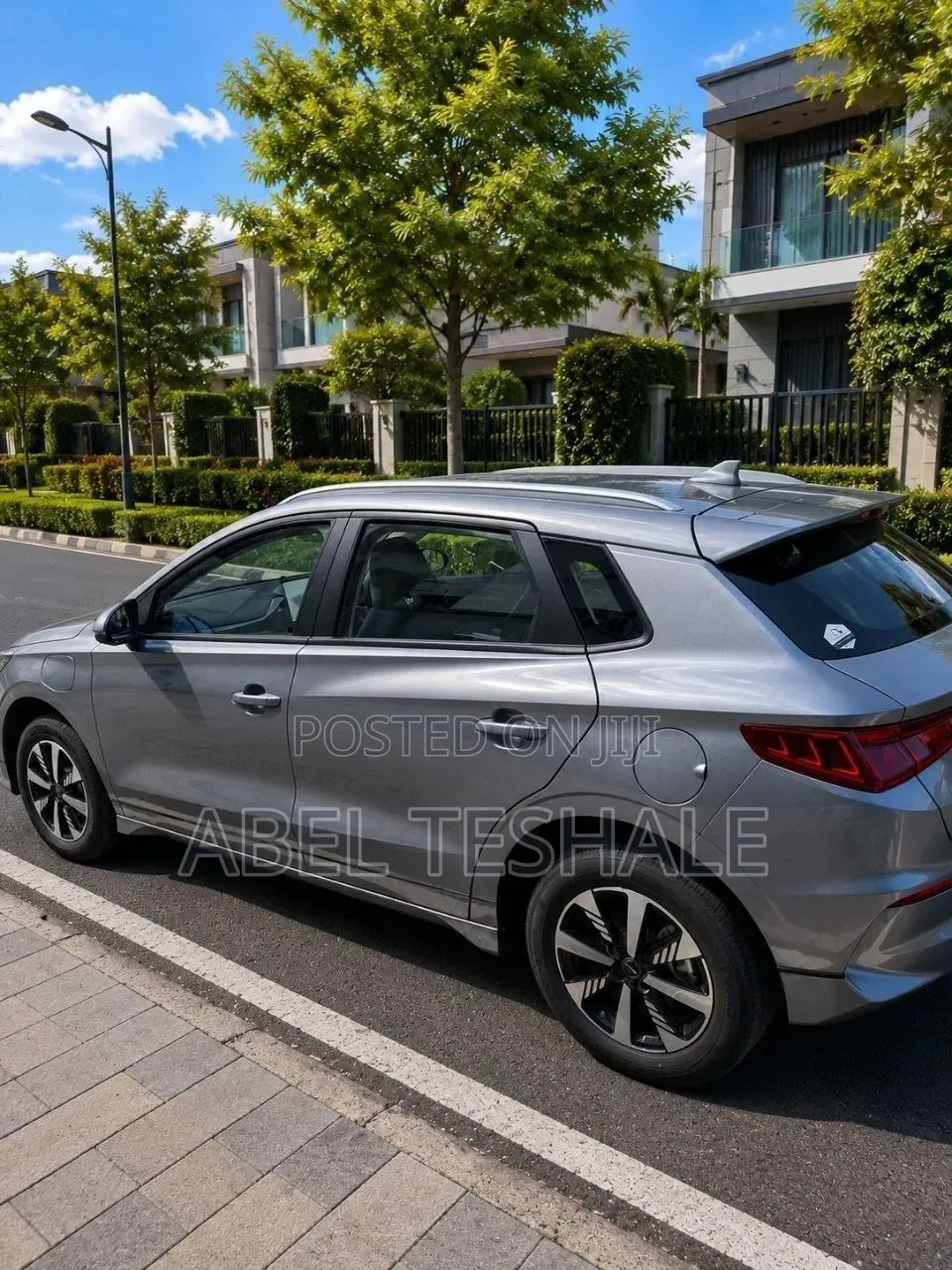 BYD E2 43 kWh 94 hp FWD 2025 Gray