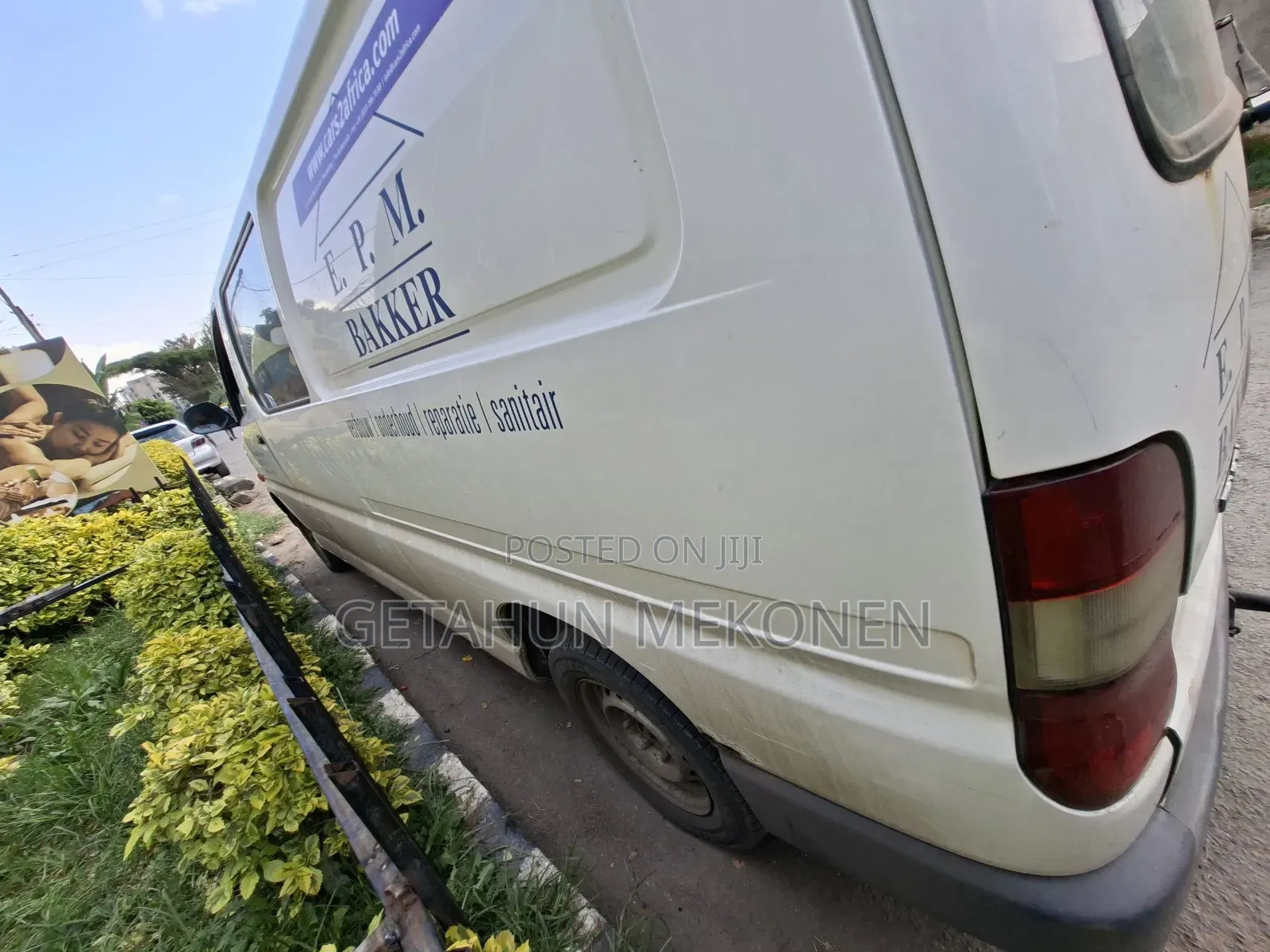 Car 2006 White