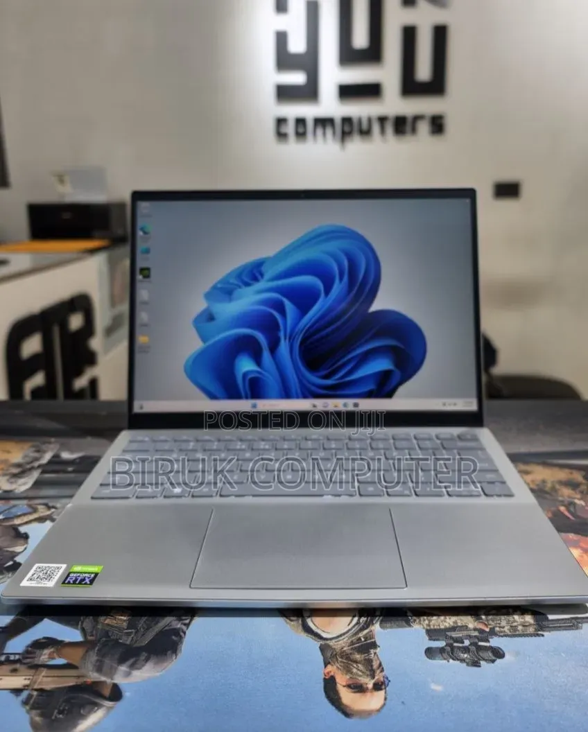 New Laptop Dell Inspiron 15 16GB Intel Core i7 SSD 512GB