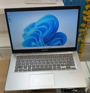 New Laptop Asus Vivobook 14 8GB Intel Core i5 SSD 256GB