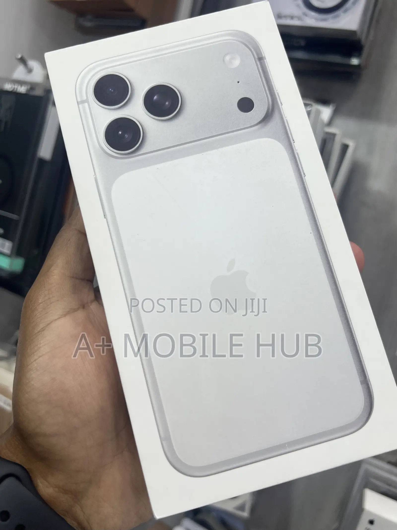 New Apple iPhone 18 Pro Max 256 GB Silver
