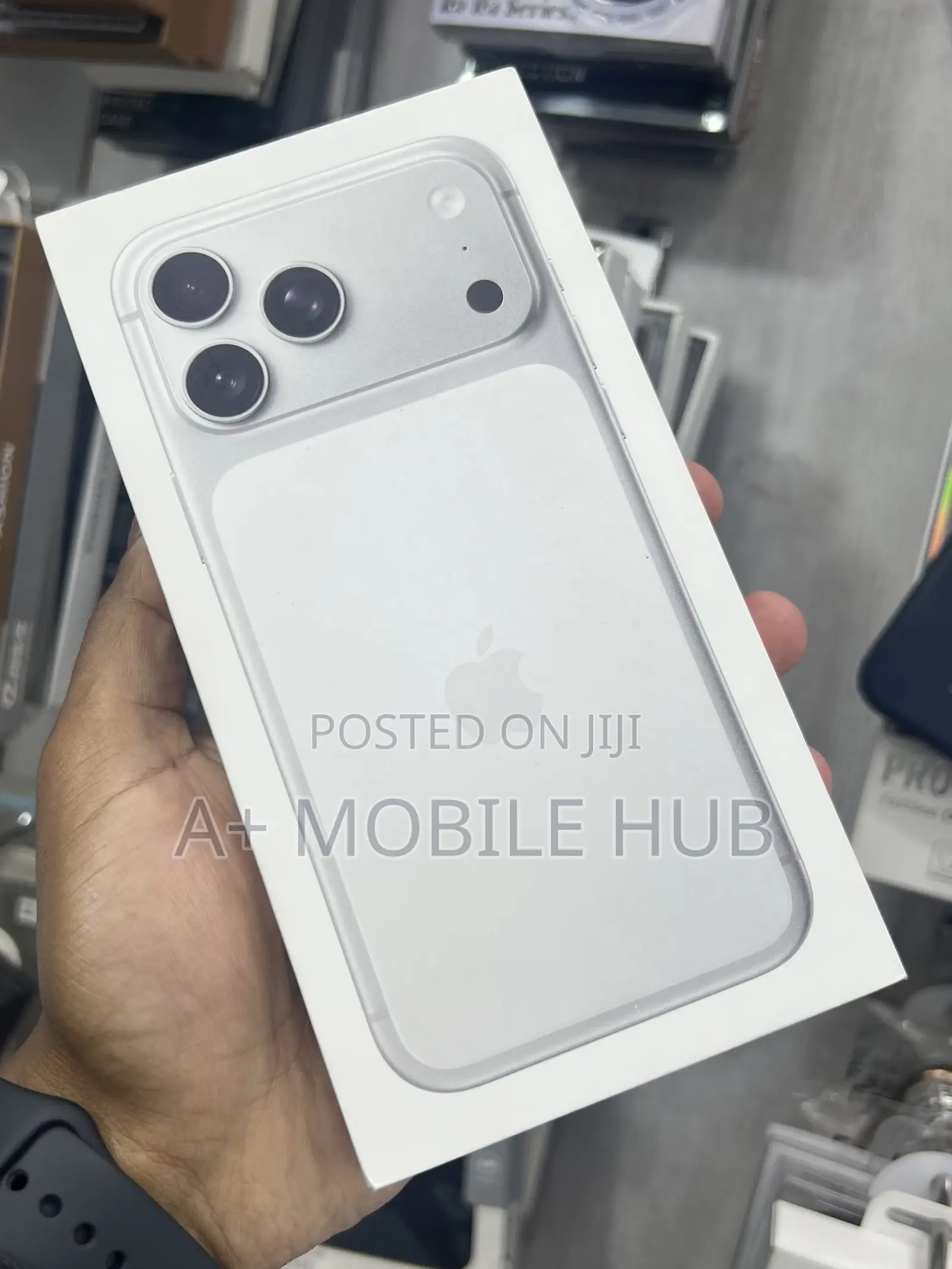 New Apple iPhone 18 Pro Max 256 GB Silver