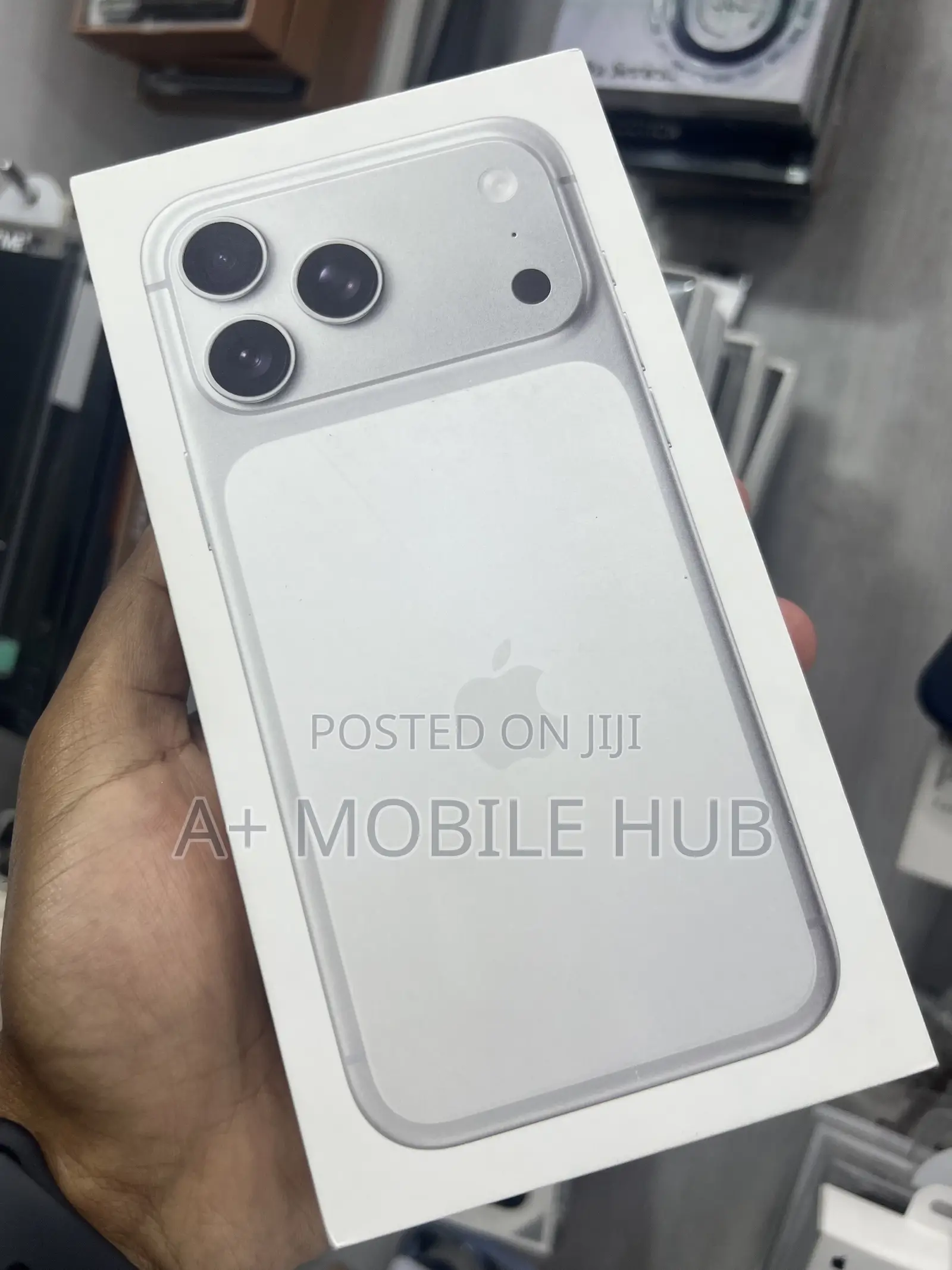 New Apple iPhone 18 Pro Max 256 GB Silver