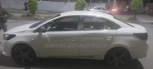 Toyota Yaris 2015 White