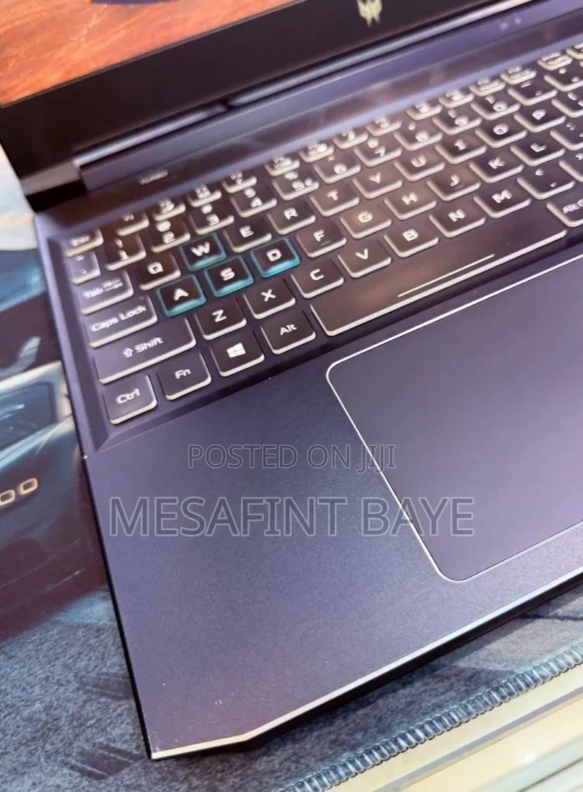 New Laptop Acer Predator Helios 300 16GB Intel Core i7 SSD 512GB