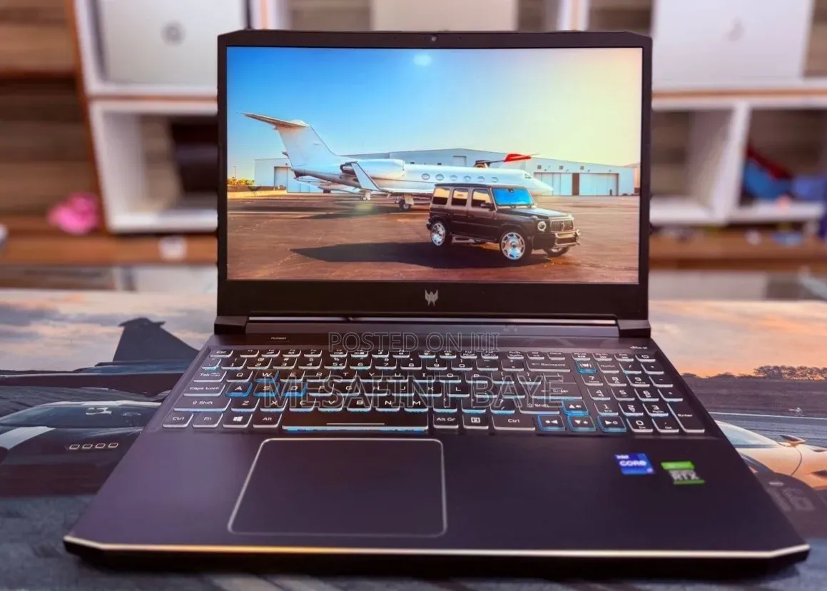 New Laptop Acer Predator Helios 300 16GB Intel Core i7 SSD 512GB