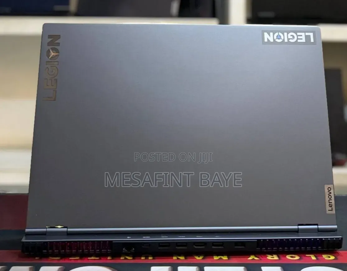 New Laptop Lenovo Legion 9 32GB AMD Ryzen 9 SSD 1T