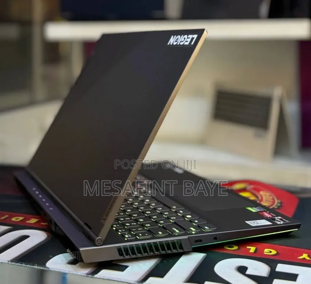 New Laptop Lenovo Legion 9 32GB AMD Ryzen 9 SSD 1T