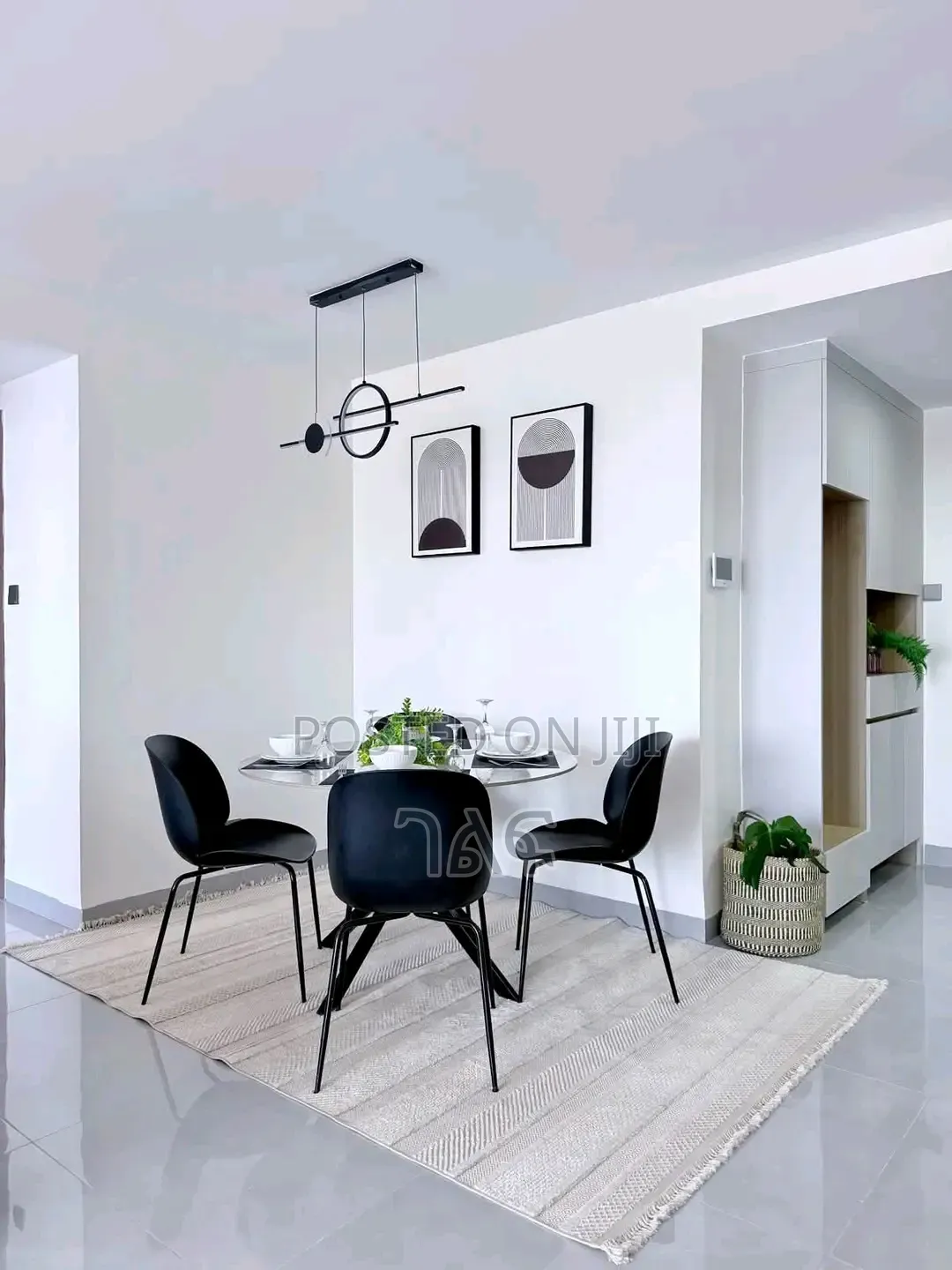 3bdrm Apartment in በመሀል ቦሌ ወሎ ሰፈር, Bole for sale