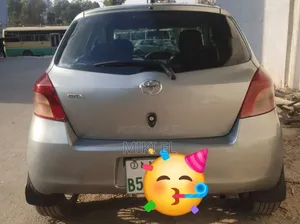 Toyota Yaris 2007 Gray