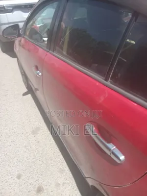 Toyota Yaris L Hatchback 5dr 2014 Red