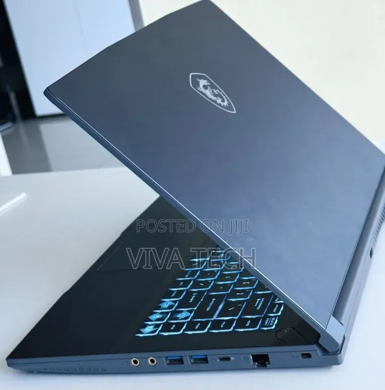 New Laptop MSI 16GB Intel Core i5 SSD 512GB
