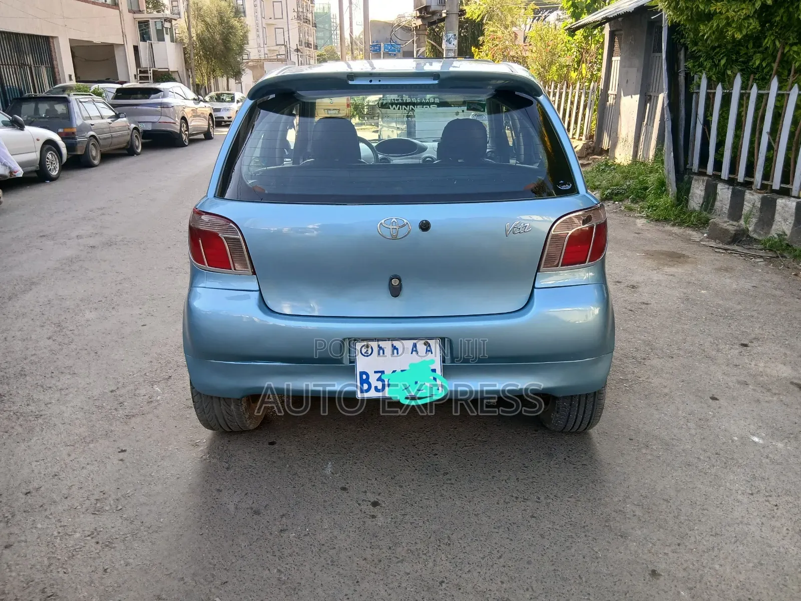 Toyota Vitz 2002 Blue