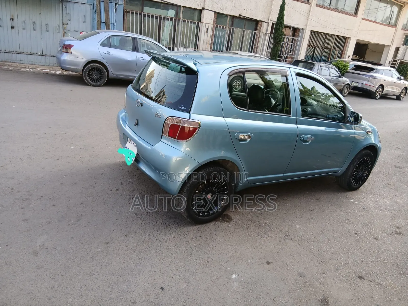 Toyota Vitz 2002 Blue
