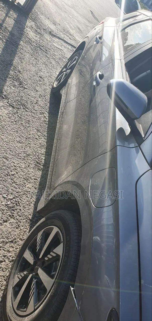 BYD E2 43 kWh 94 hp FWD 2025 Silver