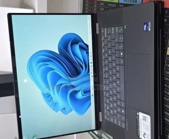 New Laptop HP OmniBook X Flip 16" 16GB Intel Core Ultra 7 SSD 1T