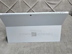 New Laptop Microsoft Surface 16GB Intel Core i7 SSD 512GB
