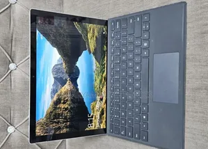New Laptop Microsoft Surface 16GB Intel Core i7 SSD 512GB
