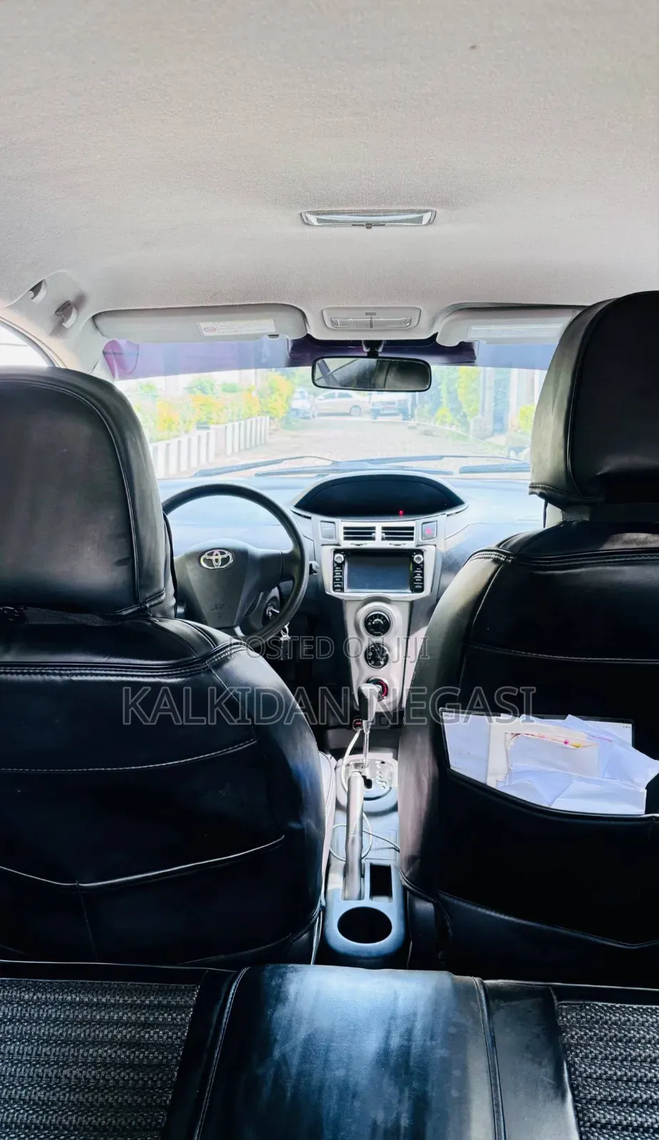 Toyota Yaris 2010 Gray