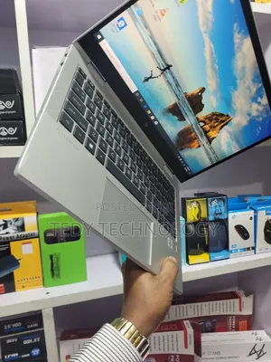 New Laptop HP EliteBook 830 16GB Intel Core i5 SSD 512GB