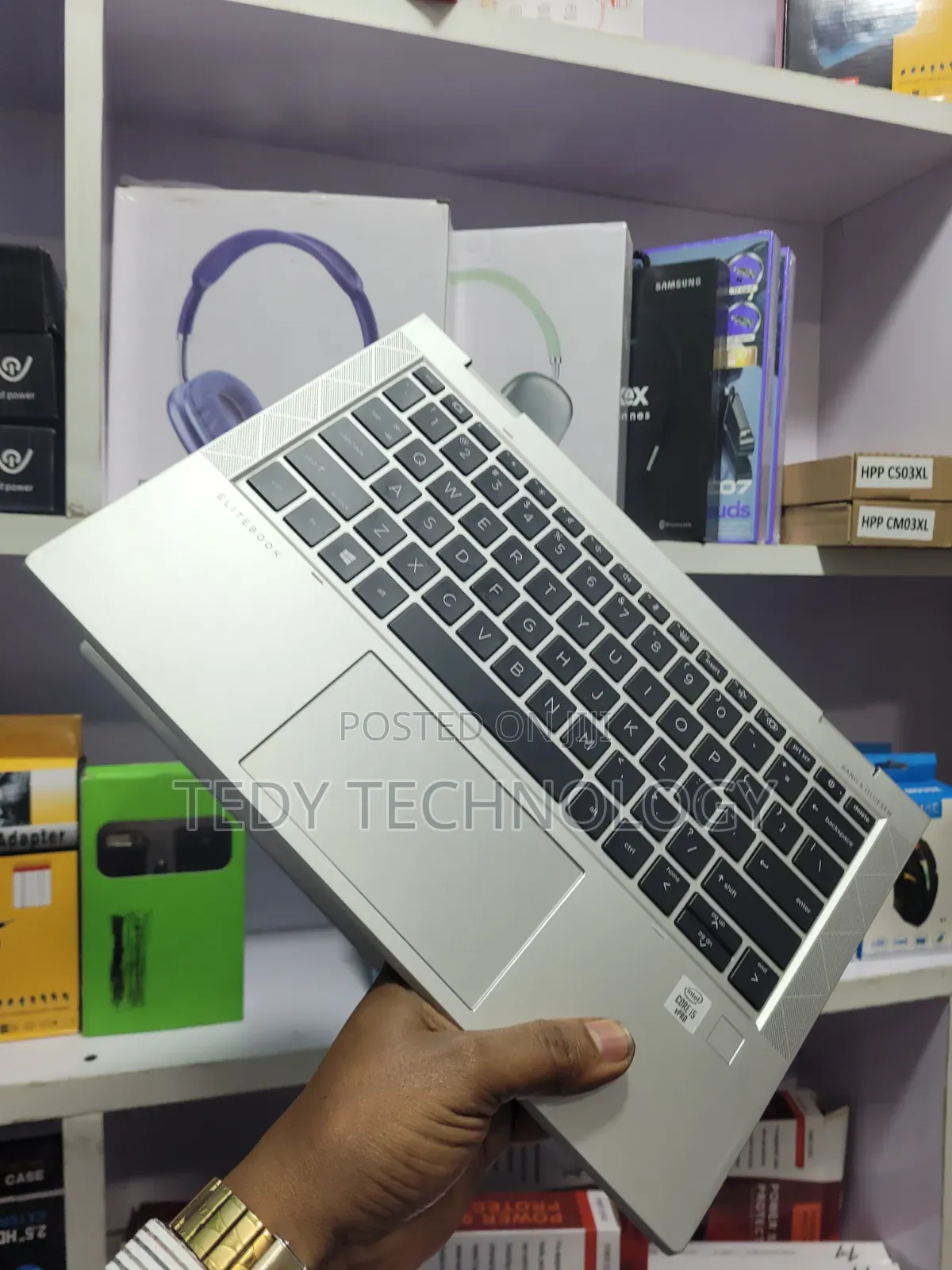 New Laptop HP EliteBook 830 16GB Intel Core i5 SSD 512GB