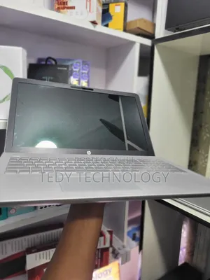 New Laptop HP Pavilion 15 8GB Intel Core i7 HDD+SSD 128GB