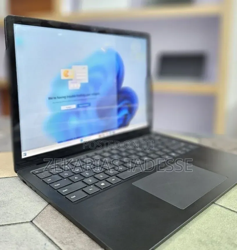 New Laptop Microsoft Surface Laptop 4 16GB Intel Core i7 SSD 512GB