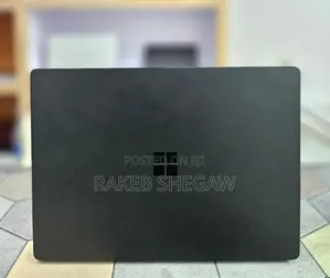New Laptop Microsoft Surface 16GB Intel Core i7 SSD 512GB