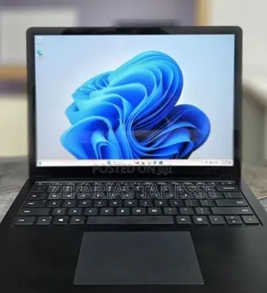 New Laptop Microsoft Surface Pro 6 16GB Intel Core i7 SSD 512GB