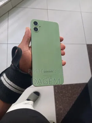 Samsung Galaxy A05 64 GB
