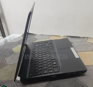 Laptop Toshiba Portege R830 6GB Intel Core i5 HDD 700GB