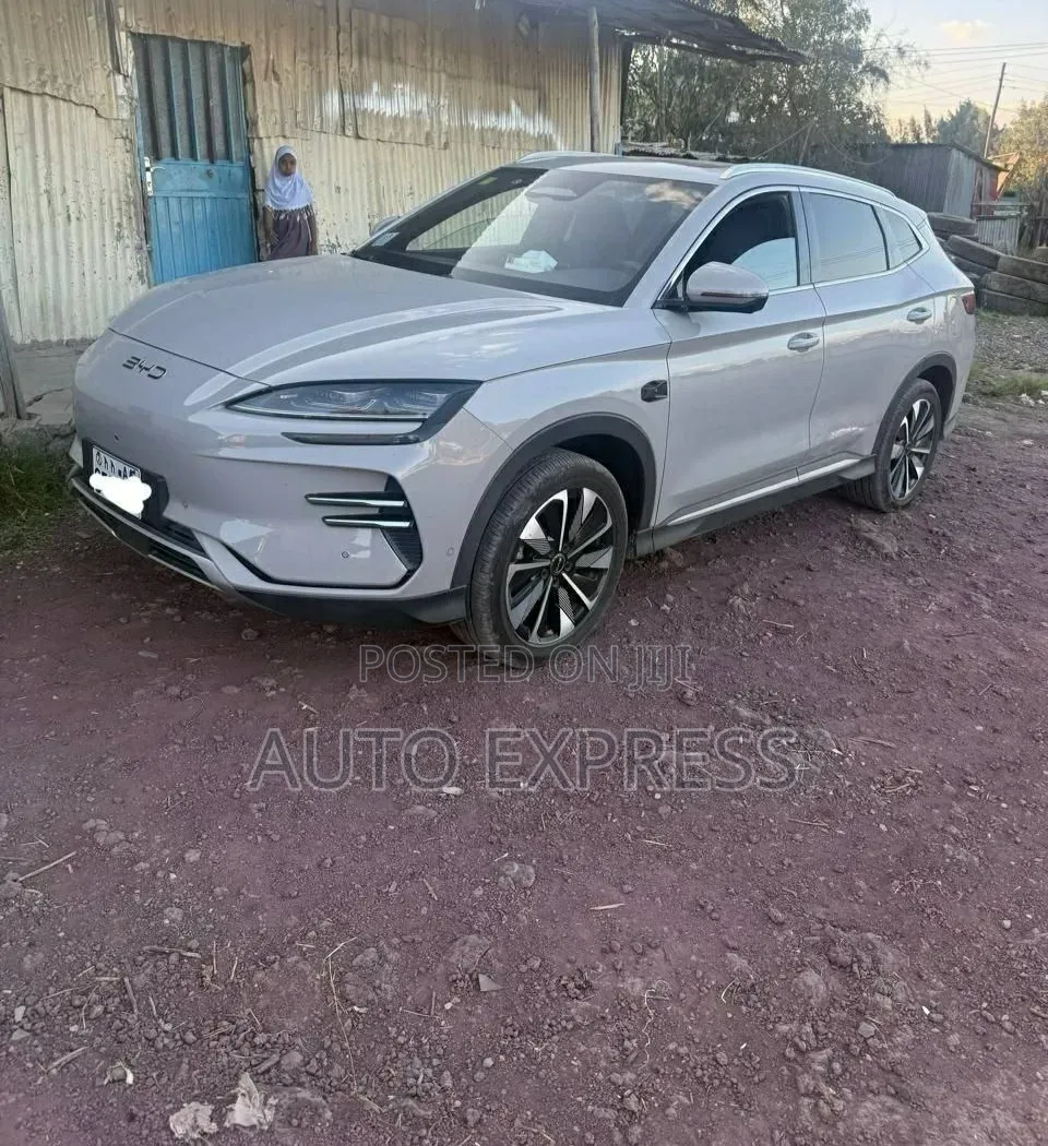 BYD Song Plus 2025 Silver