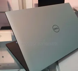 New Laptop Dell XPS 15 16GB Intel Core i9 SSD 512GB