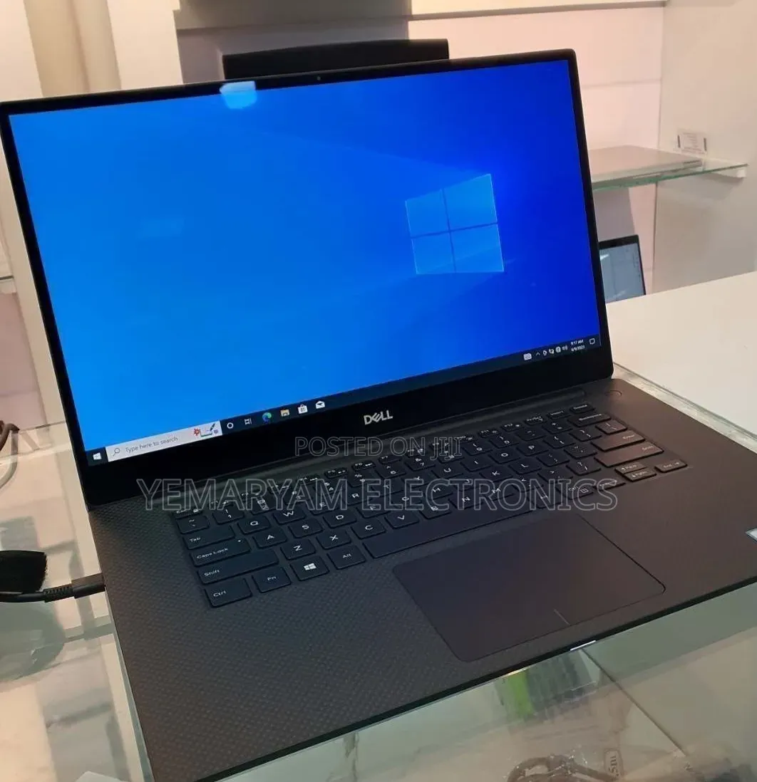 New Laptop Dell XPS 15 16GB Intel Core i9 SSD 512GB