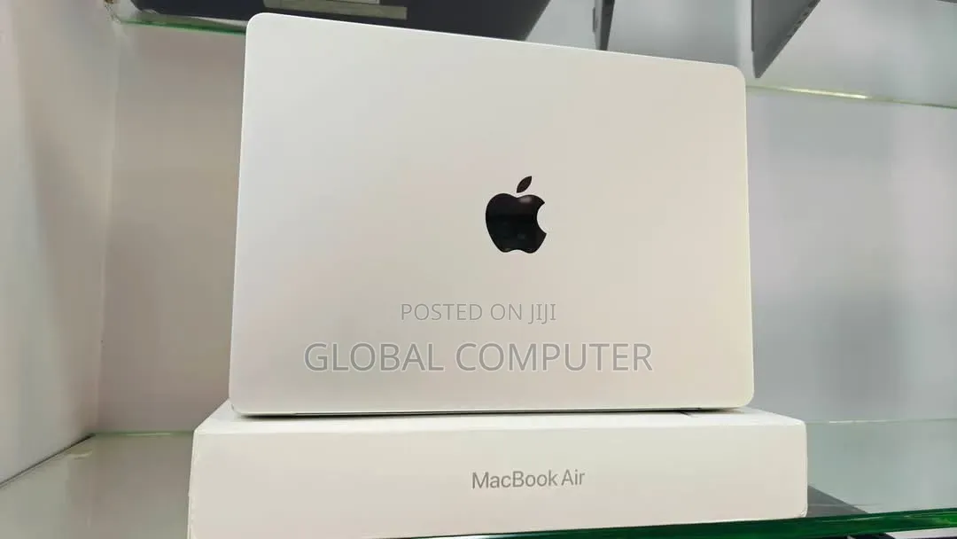 New Laptop Apple MacBook Air 2026 M5 16GB Apple M5 SSD 512GB